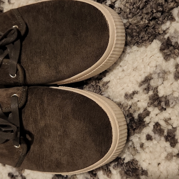 Tom's - Picture 5 of 7